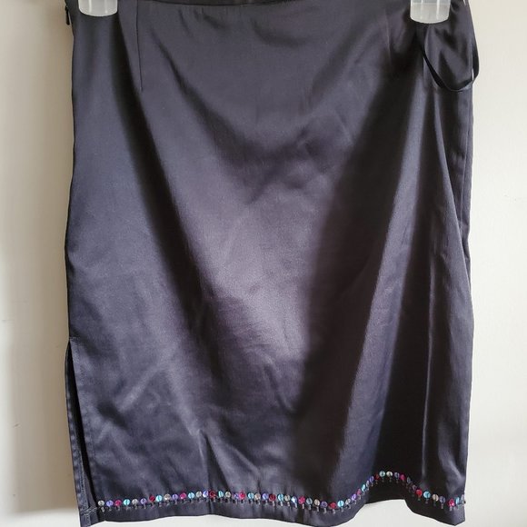 Black Satin finish Midi Skirt - Picture 5 of 5